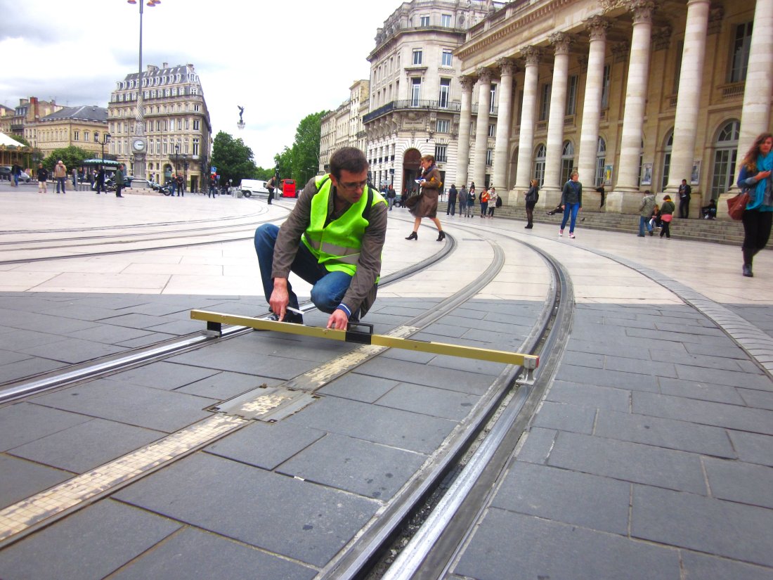 Tram de Bordeaux - Audit technique des voies et plateformes du réseau - 2014